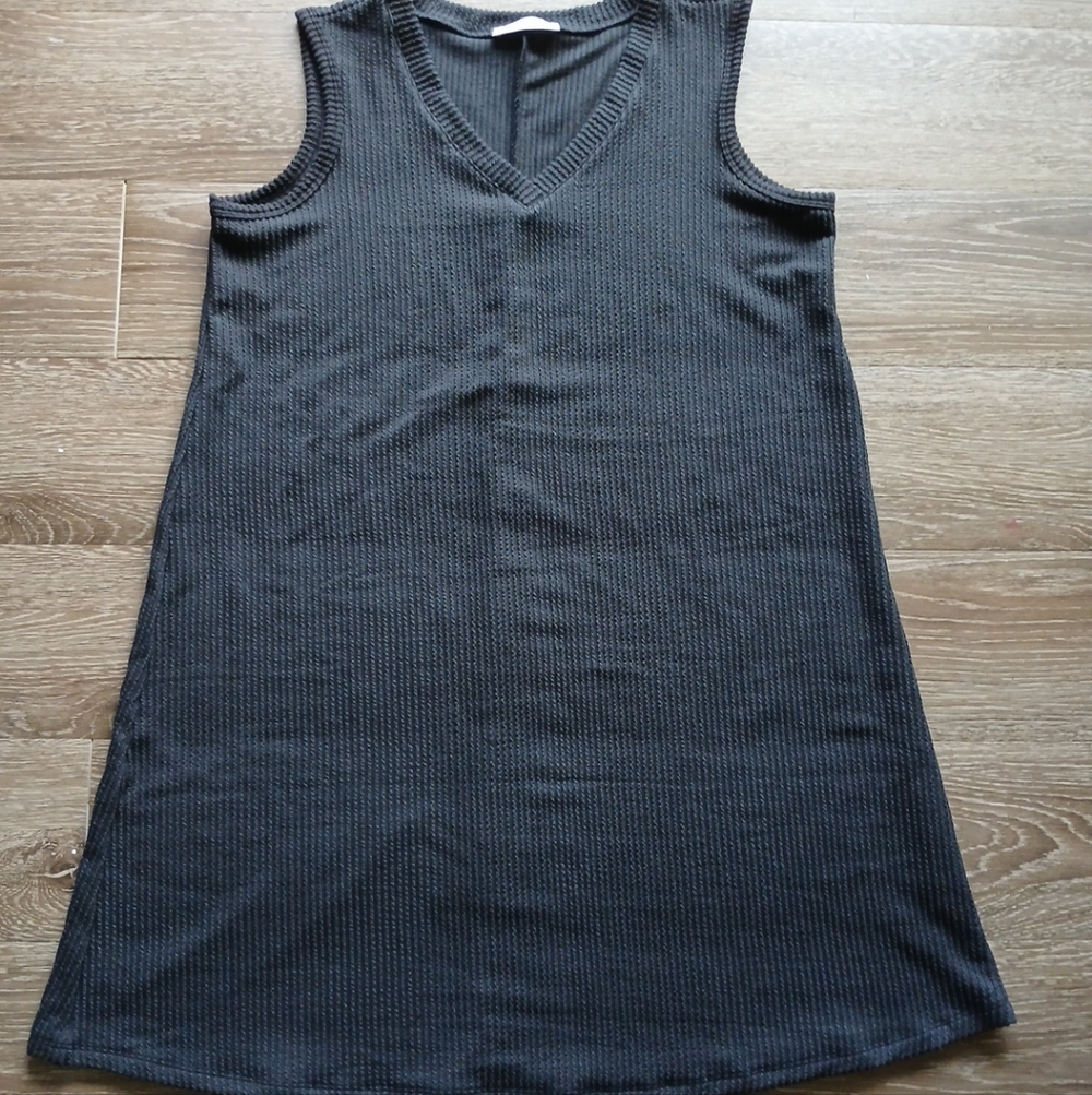 Zenana Outfitters Dress Womens Sz L Black Ribbed V-Neck Mini NWOT Closet Staple